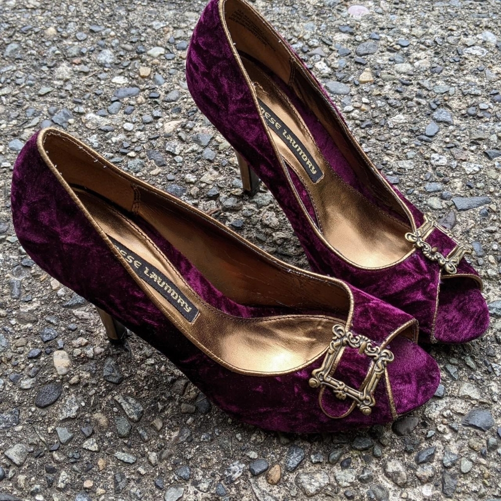 Chinese Laundry crushed velvet gothic princess heels